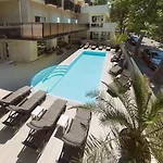Union Park Al Mare Con Piscina - Parcheggio - - A Mh Collection מלון ריצ'יונה