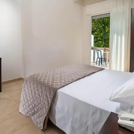 Union Park Hotel Al Mare Con Piscina - Parcheggio - Spiaggia - A Mh Collection Hotels Riccione