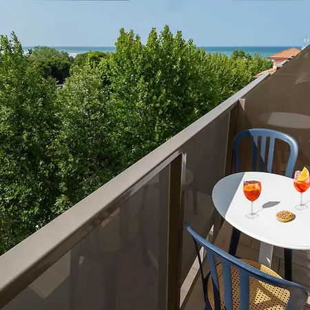 ホテル Union Park Al Mare Con Piscina - Parcheggio - - A Mh Collection