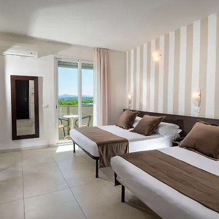 Union Park Al Mare Con Piscina - Parcheggio - - A Mh Collection Riccione