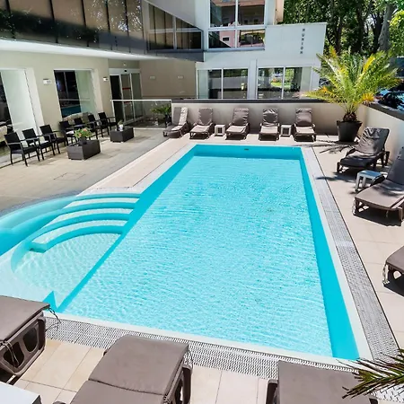 Union Park Al Mare Con Piscina - Parcheggio - - A Mh Collection Hotel Riccione
