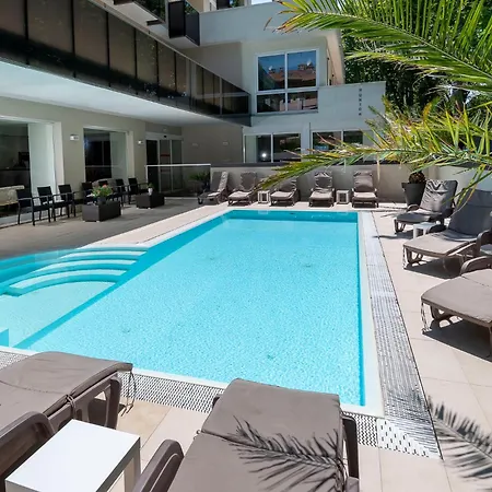 Union Park Al Mare Con Piscina - Parcheggio - - A Mh Collection Hotel Riccione