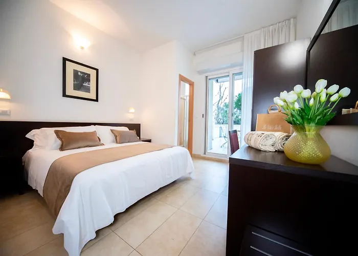 מלון Union Park Al Mare Con Piscina - Parcheggio - - A Mh Collection ריצ'יונה