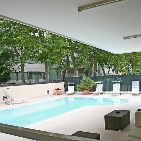 Union Park Hotel - Sul Mare Con Piscina Riscaldata -Idromassaggio -Spiaggia - Parcheggio 3* Riccione