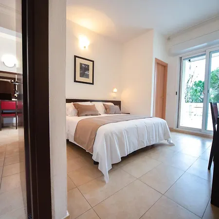 Union Park Al Mare Con Piscina - Parcheggio - - A Mh Collection Hotel Riccione