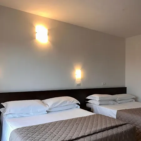 Hotel Union Park Hotel - Sul Mare Con Piscina Riscaldata -Idromassaggio -Spiaggia - Parcheggio Riccione