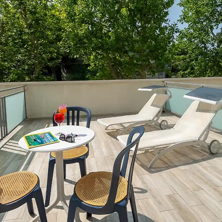 Hotel Union Park Al Mare Con Piscina - Parcheggio - - A Mh Collection Riccione