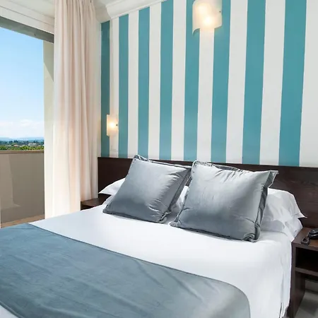 Hotel Union Park Al Mare Con Piscina - Parcheggio - - A Mh Collection