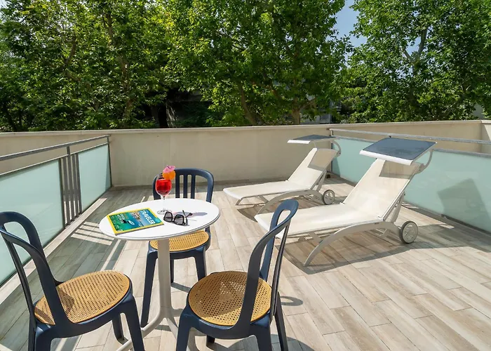 Hotel Union Park Al Mare Con Piscina - Parcheggio - - A Mh Collection Riccione