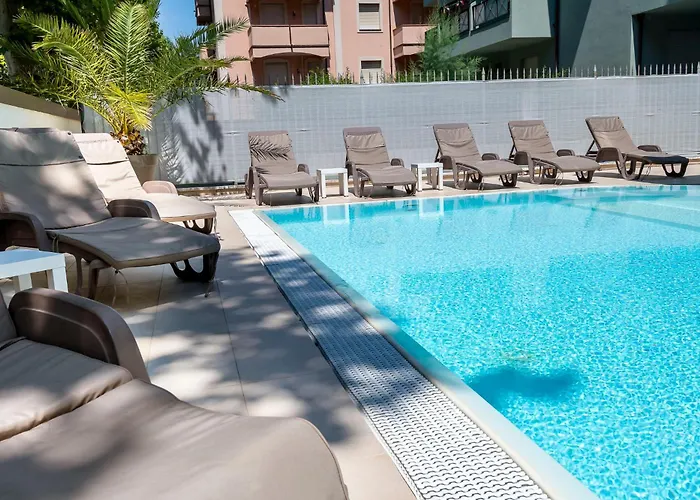 Union Park Al Mare Con Piscina - Parcheggio - - A Mh Collection Riccione